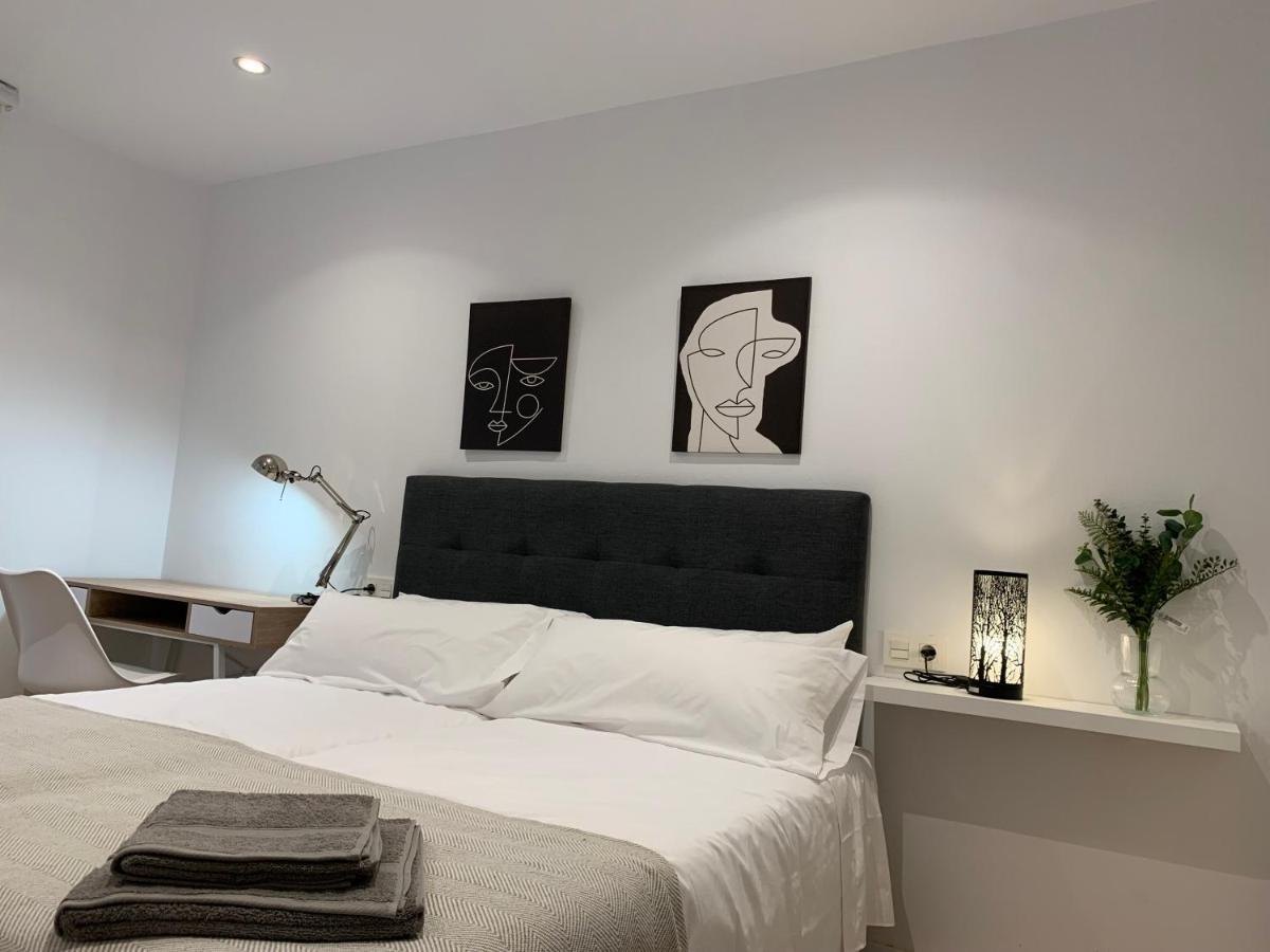 Apartamentos Santullano 1 オビエド エクステリア 写真